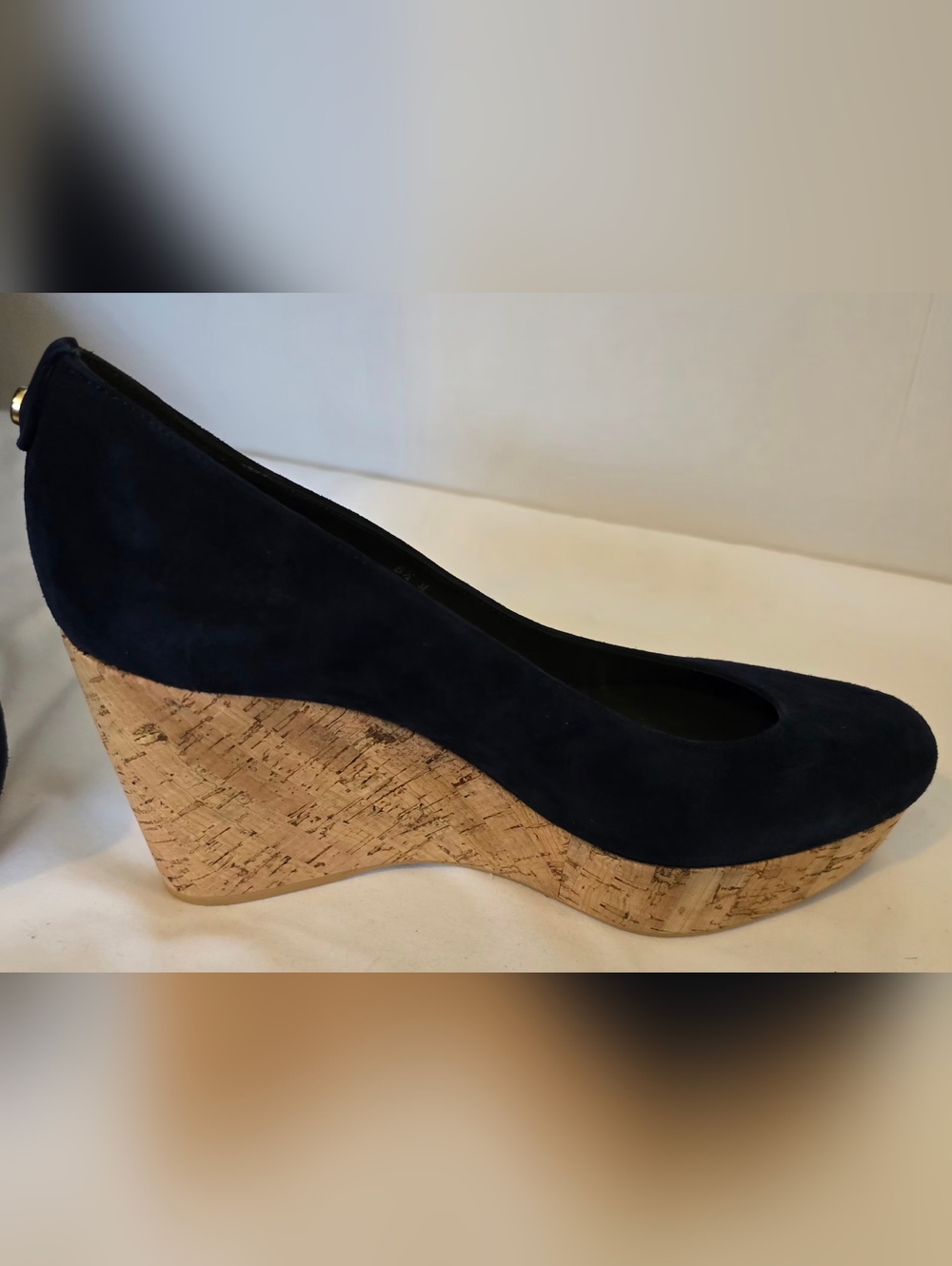 *NEW Stuart Weitzman Navy Suede Cork Wedge Pumps 8 1/2 - Picture 2 of 15